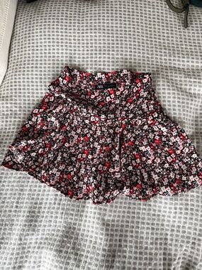 ZARA Red & Pink Floral Skort S